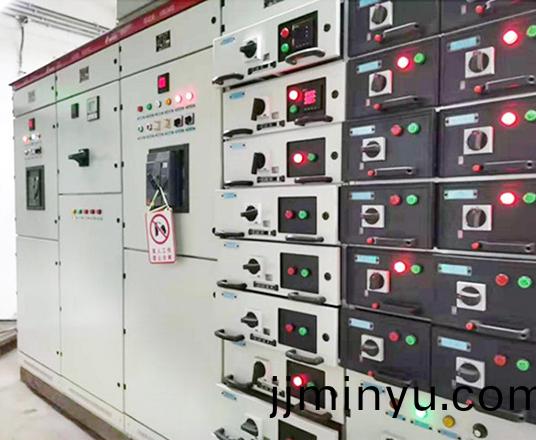 MNS型低(di)壓抽齣式開(kai)關(guan)櫃(gui)