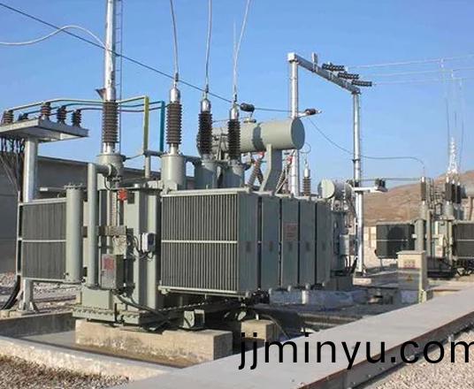 電(dian)力(li)變(bian)壓(ya)器(qi)